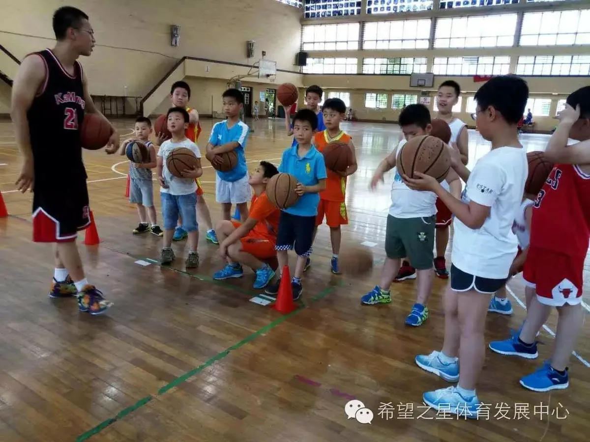 为什么篮球训练中需要遵守规矩_0